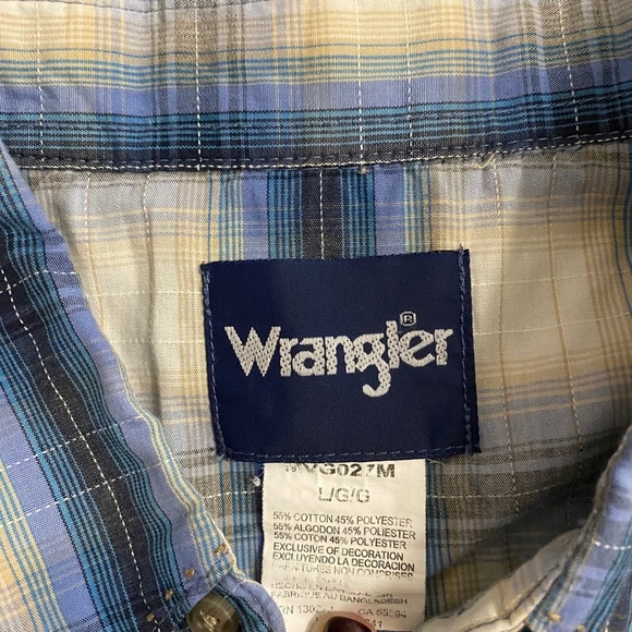 Wrangler Pearlized Snap Long Sleeve Blue Plaid Top, Large. - Picture 7 of 7